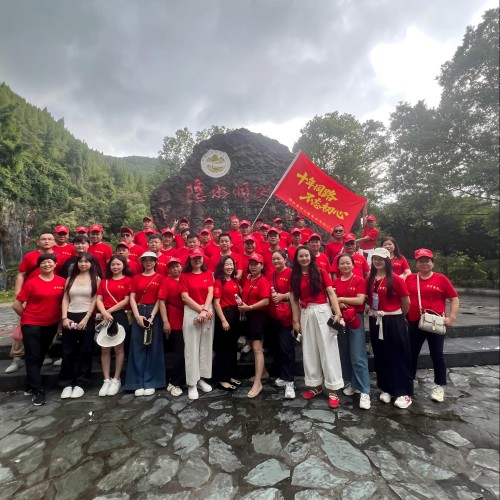 “十年同路·不忘初心”湖北睿智十周年团建